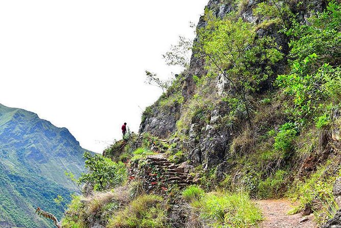 07 Day: Inca Jungle Adventure with Mountain Bike, Rafting, Zipline & Trek - What the $1,129 price really covers