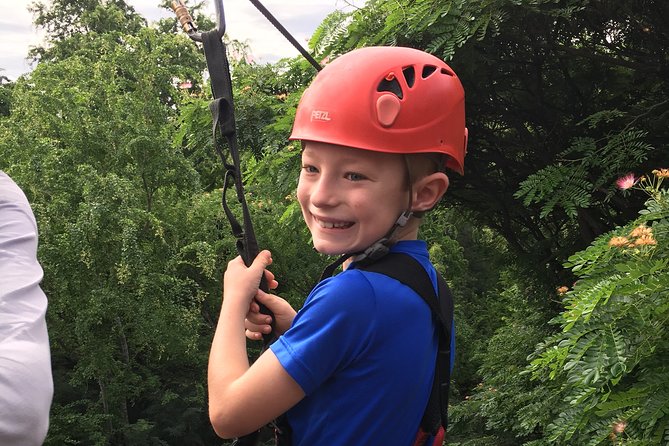 3 Zipline Adventure at Coral Crater with Optional Waikiki Shuttle - Why the small-group setting helps