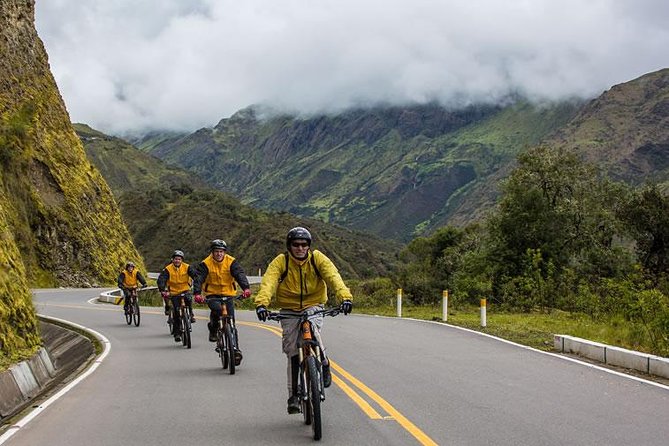 4-Day Inca Jungle Adventure, Mountain Biking, Rafting and Zipline - Accommodation, food, and what to pack