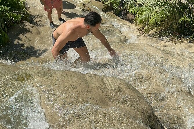 7 Hour Sticky Waterfall and Zipline Adventure - What to pack for a smoother day