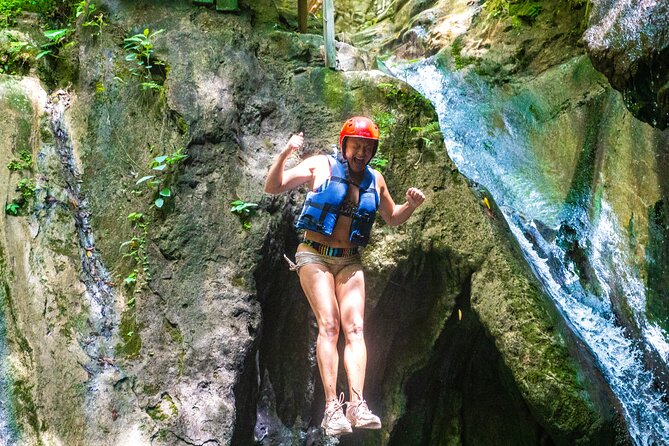 7 Waterfalls & 5 Zip Lines Shore Excursion Amber Cove & Taino Bay - Why this Damajagua combination works