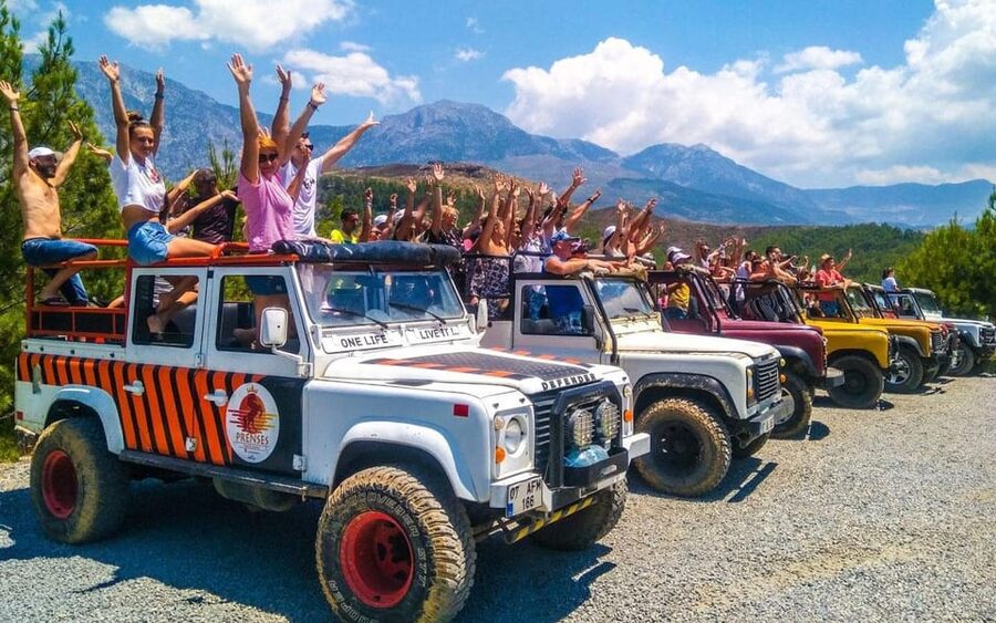 Alanya:Buggy or Quad, Rafting, Jeep, Zipline Tour With Lunch - Jeep Safari on Back Roads