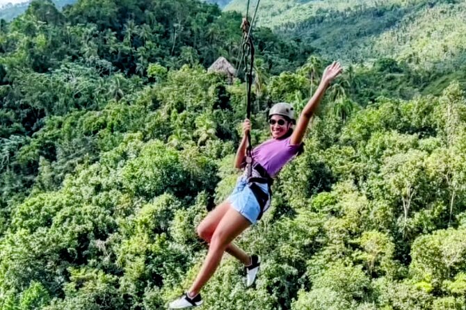 AMBER COVE-TAINO BAY 5 Zip Lines 7 Waterfalls + Locale Food - From the cruise terminal to the forest