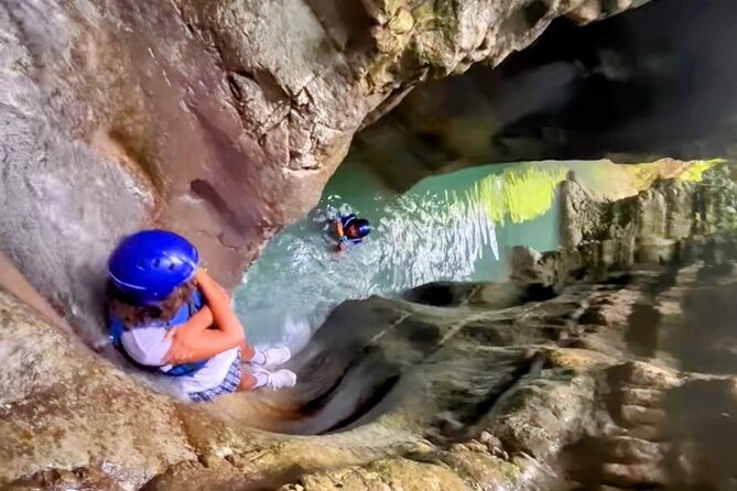 AMBER COVE-TAINO BAY 5 Zip Lines 7 Waterfalls + Locale Food - Coffee, chocolate, cigars, and mamajuana