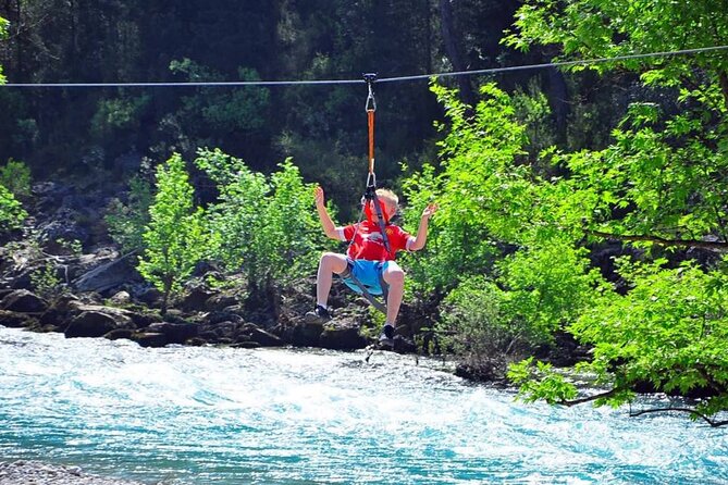 Antalya Family Combo Tour: Jeep, Rafting & Zipline with Lunch - Crossing the river by zipline