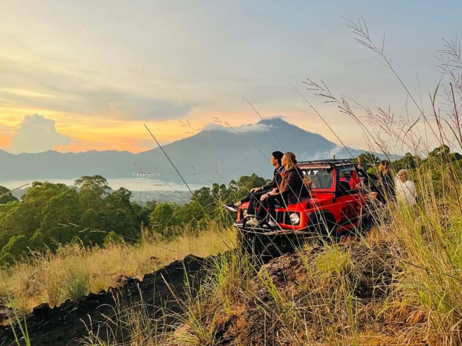 Bali: Mount Batur Jeep Sunrise Tour & Ubud Zipline Adventure - Why this Bali combination works