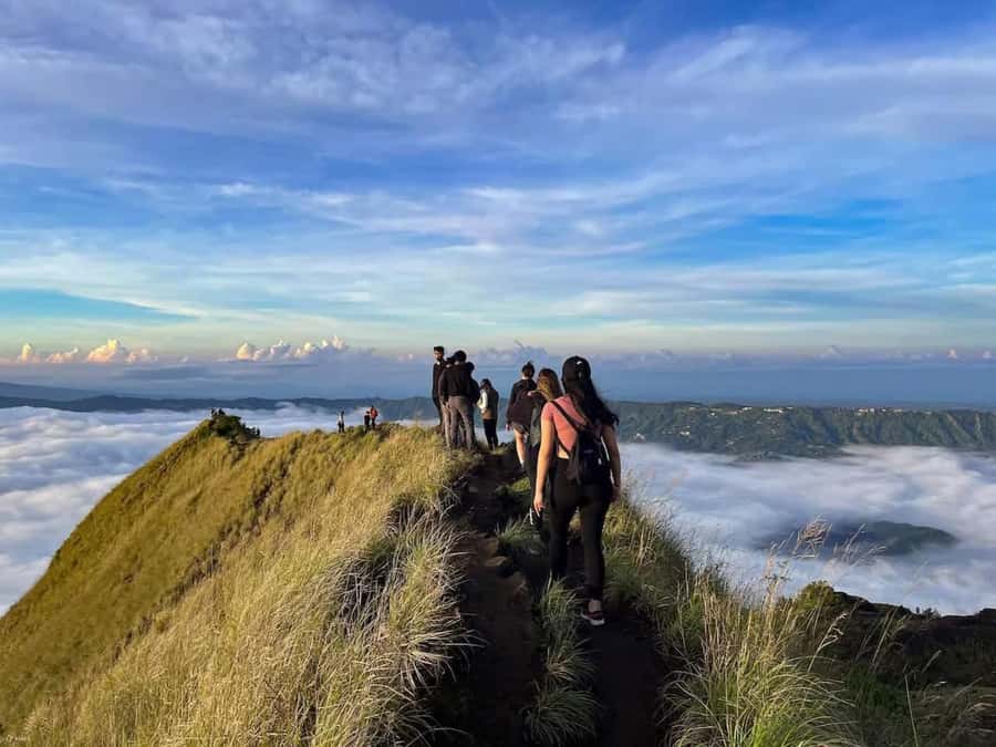 Bali: Mount Batur Sunrise Trek & Ubud Zip-Line Adventure - Hiking Mount Batur under the stars
