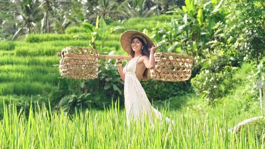 Bali/Ubud: Swing, Zipline & SkyBike Rice Terrace Adventure - Seven photo stops, from Wings of Bali to a farmer’s hut