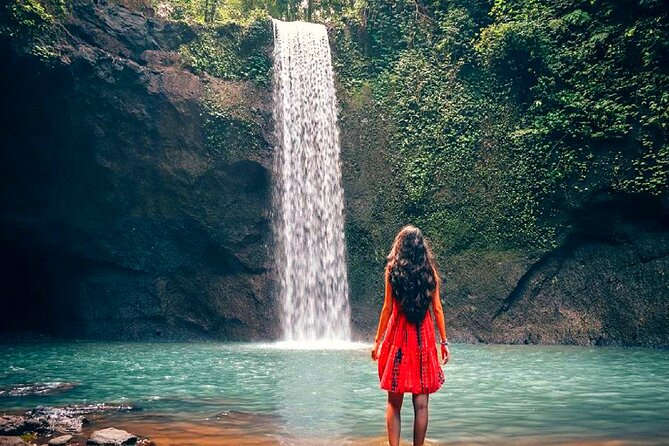 Bali Ubud Zipline, Monkey Forest and Waterfall Adventure - Tibumana Waterfall and the value of local judgment