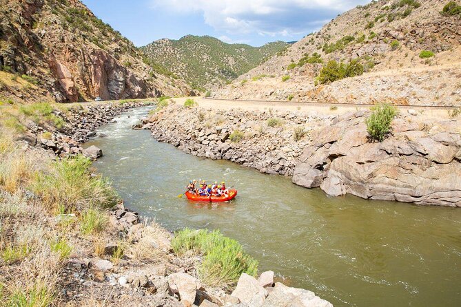 Bighorn Sheep Canyon Raft and Zipline - Class III Rapids, 9 Zip Lines, & lunch - Key points to know before booking
