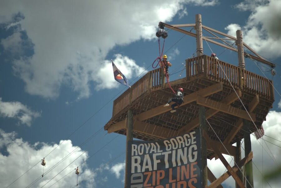 Cañon City: Royal Gorge 11-Line Extreme Zipline Experience - Choosing between free fall and True Blue