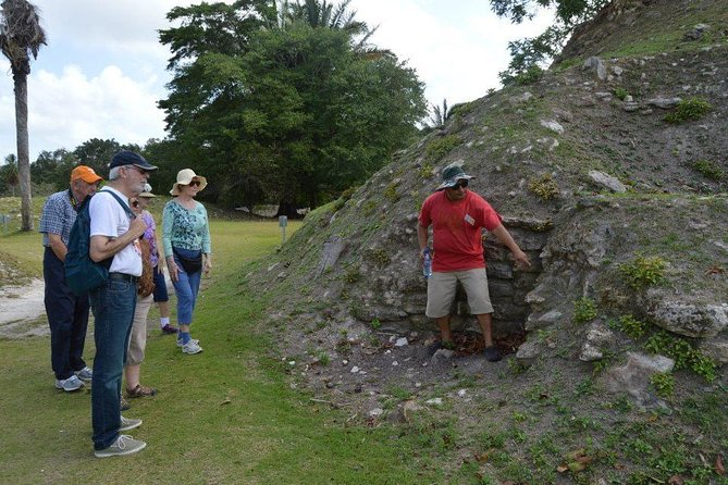 Cave Kayaking or tubing, Ziplines and Altun Ha V.i.V. - Kayak or tube: let the water decide