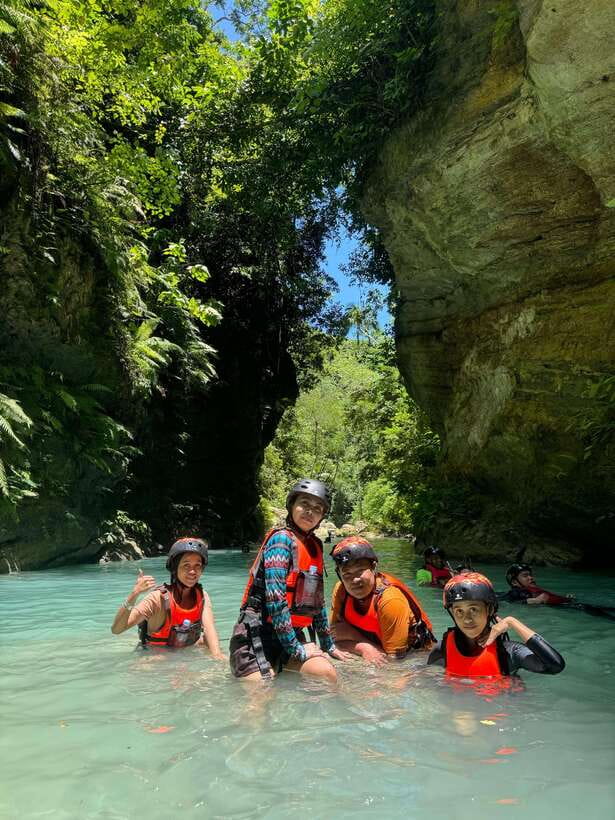 Cebu: Kawasan Falls Canyoneering & Zipline Experience - Why the long Cebu transfer matters