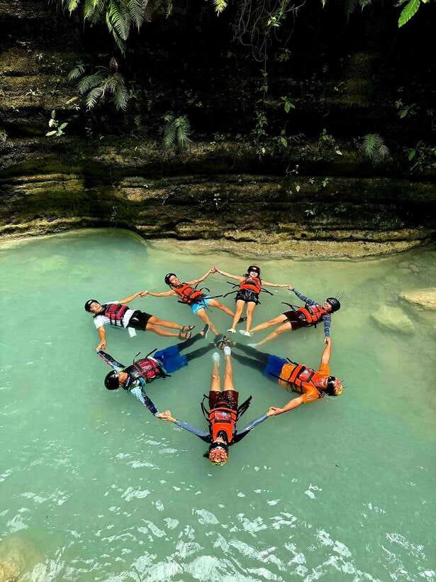 Cebu: Shared Tour Kawasan Falls Canyoneering & Ziplining - A beachfront lunch and a slower Badian afternoon