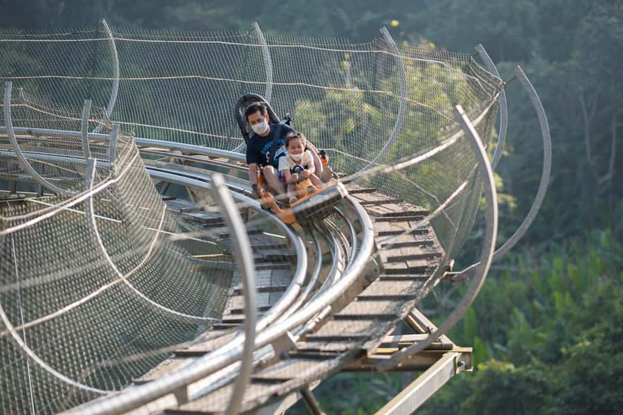 Chiang Mai: Pongyang Jungle Coaster & Zipline with Transfer - Lunch, drinks, and the useful pause