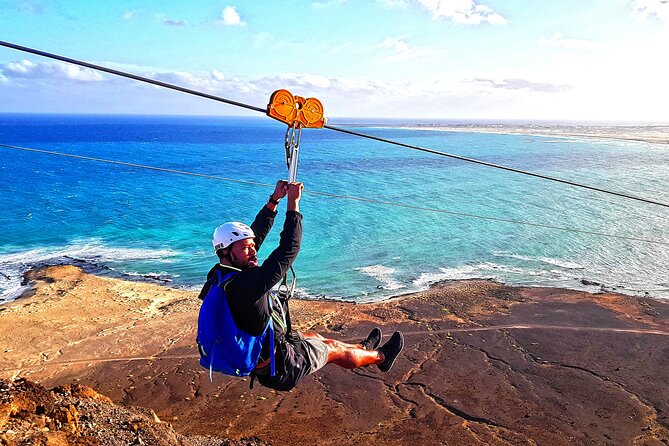 Complete Excursion and Flight on the Zipline Cabo Verde - The flight over Sal’s open coast