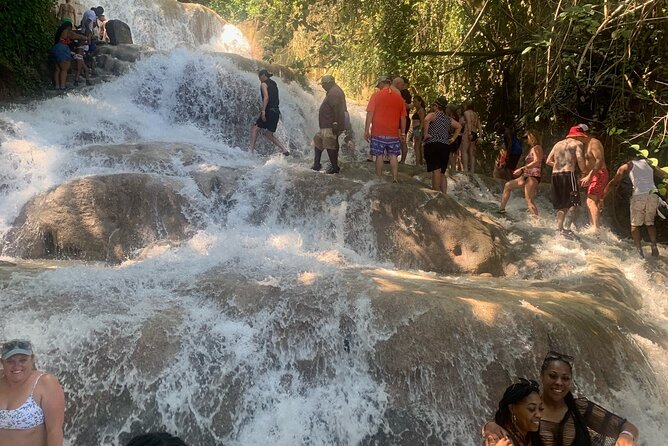 Dunn's River Falls, Zipline Adventure from Kingston - Climbing the Falls in 15 to 60 Minutes