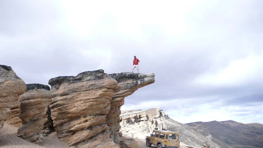 El Calafate: 4WD Adventure with Optional Hike or Zipline - Who should book this outing?