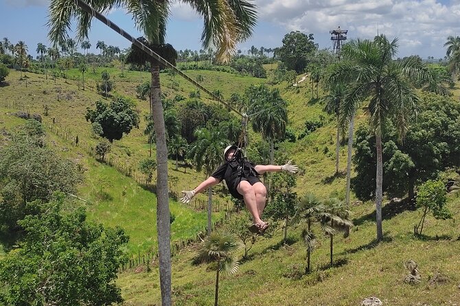 Extreme Zip line Aventure in Punta Cana - What the Punta Cana zip line actually offers