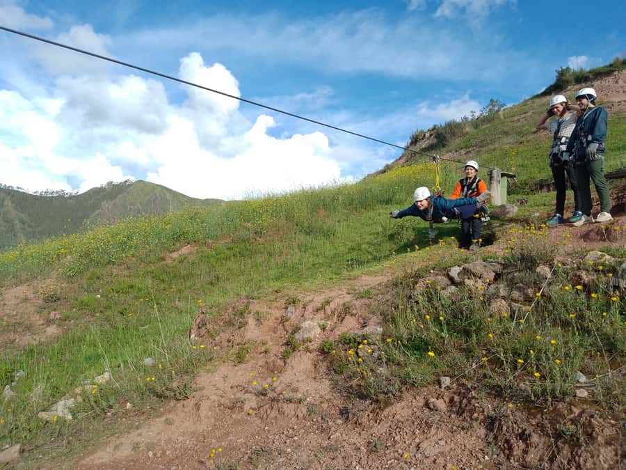 From Cusco: Half-Day Zip Line Adventure - What the 90-minute activity feels like