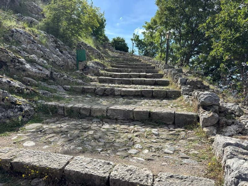From Tirana: Petrela Castle and Biggest ZipLine in Balkan - An hour for coffee, lunch, and photographs in Petrelë