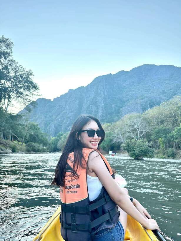 From Vientiane: Vang Vieng Tour with Cave Kayak & Zipline - Jang Cave sets the tone