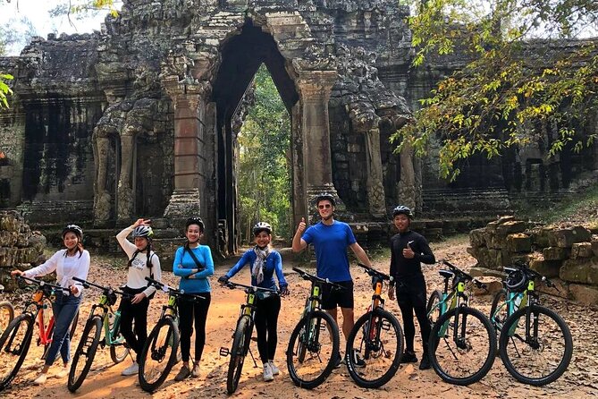 Full-Day Bike Tour in Siem Reap with Zipline - Starting above the forest canopy at 8:00 a.m.