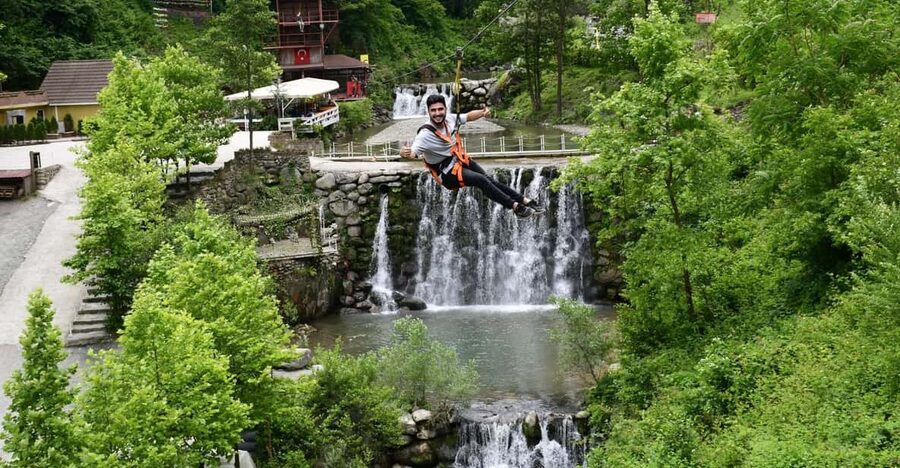 Istanbul: Sapanca Tour, Cable Car, Quad, & Zipline - Shopping stops and the cash question