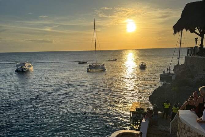 Jamaica’s longest Zipline and Rick’Cafe Tour with Transportion - Practical details that affect your decision