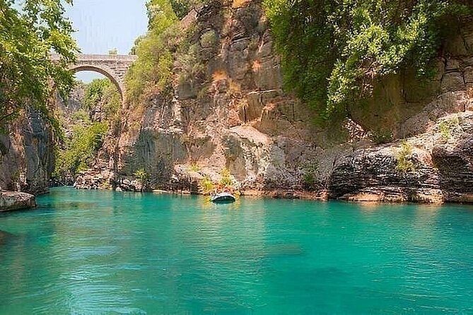 Kemer Rafting, Jeep Safari, Zipline, Buggy Safari Combo Tour - Guide service and language expectations