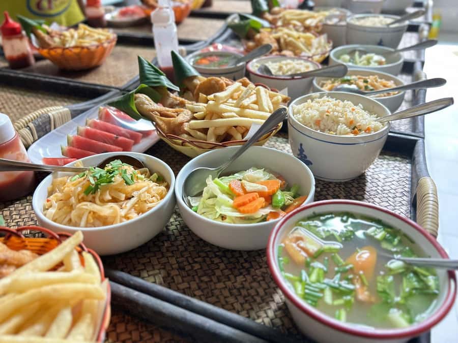 Khao Lak: White Water Rafting, Zipline and Elephant Feeding - Thai lunch with fruit, tea, and coffee