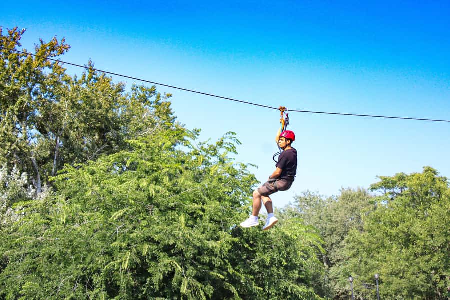 Kigali: Zip-line Experience in Mount Kigali - The Mount Kigali setting gives this ride its appeal