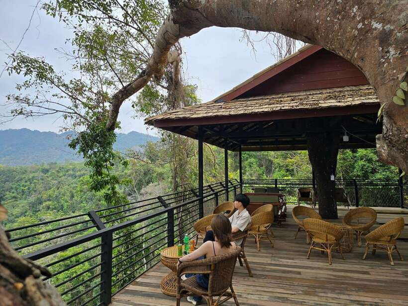 Kuang Si Waterfall, Tree Top Cafe, Ziplining - Why combine Kuang Si Waterfall with ziplining?