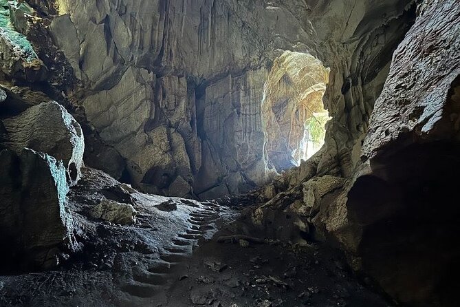 Largest Zipline in South Pacific & Cave Exploration Coral Coast - Safety training before the first line