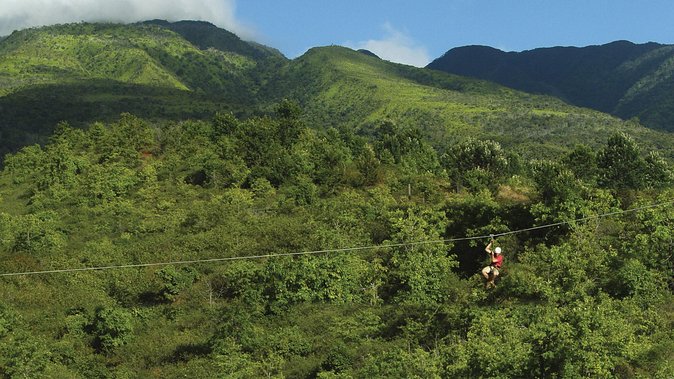 Maui 8 line Zipline Adventure: Soar above valleys & Island views - Guides who make nervous people feel capable