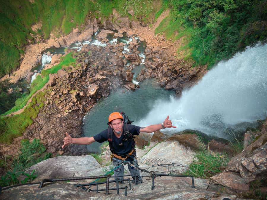 Medellín: Highest Zipline of Colombia Over Waterfalls - A short stop in traditional La Ceja