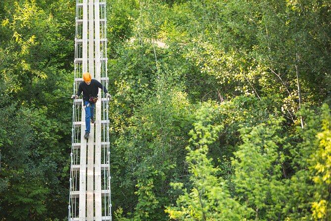 Minnesota River Valley 14-Line Thrilling Zipline Canopy Tour - Guides Who Keep the Mood Light and the Work Serious