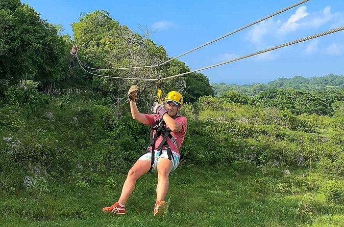 Monkey Enconter & Zip line Adventure - Pickup, transport, and the Anddy connection