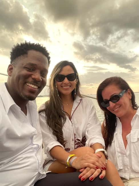Montego Bay: ATV, Zipline, Catamaran, and Horseback Tour - Ziplining over the Jamaican countryside