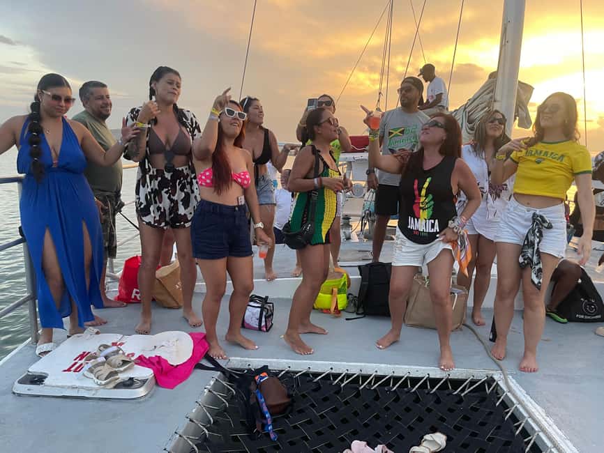 Montego Bay: ATV, Zipline, Catamaran, and Horseback Tour - Lunch, local drinks, and a pause above the ocean