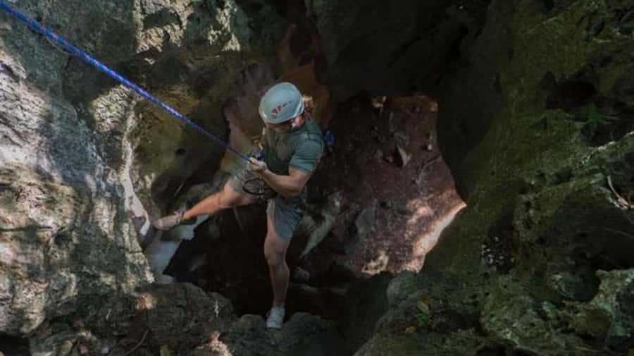Nadi: Abseiling, Zipline, and Cave Tour with Meal - Getting fitted and learning the ropes