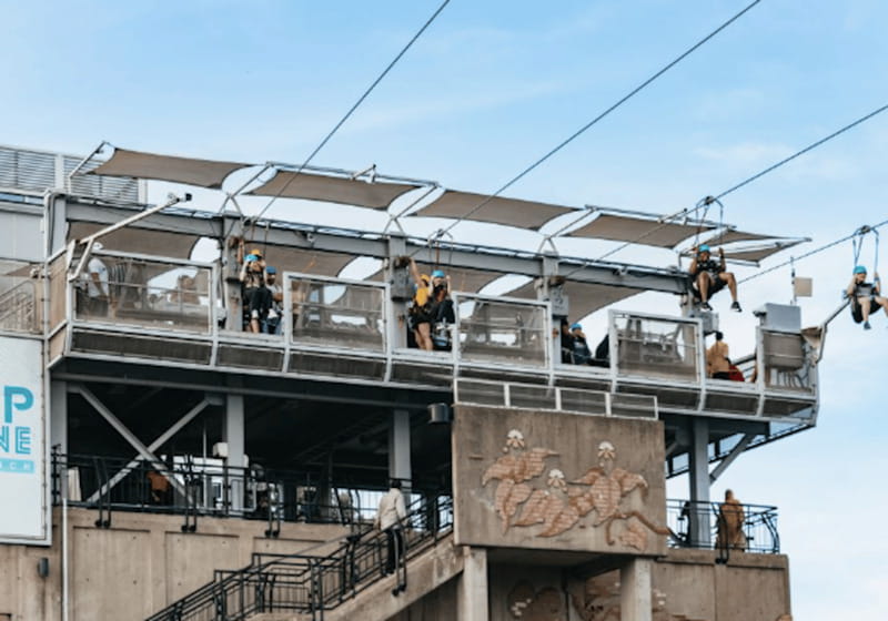 Niagara Falls, Canada: Early Bird Zip Line to The Falls - The early morning timing: useful, but not magic