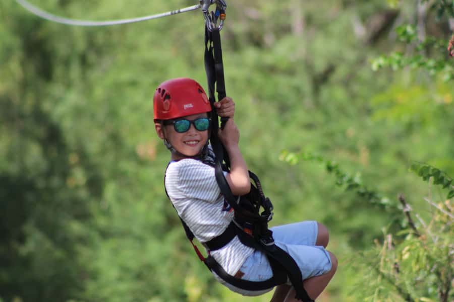 Oahu: Coral Crater Zipline Tour - Three rides or six rides?