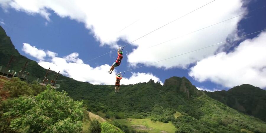 Oahu: Kualoa Jurassic Valley Zipline Tour - Seven tandem lines over Jurassic Valley