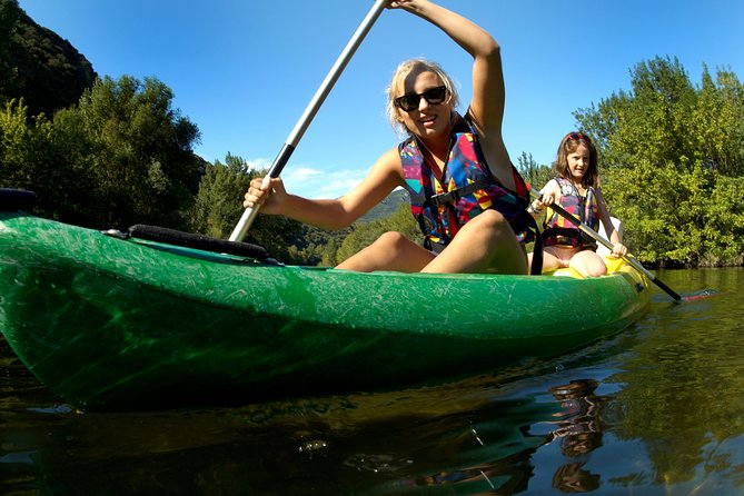 One Day Guided Tour: Kayaking, Zipline & Tubing In The Cave from Vang Vieng - How the Guide and Group Size Affect the Day