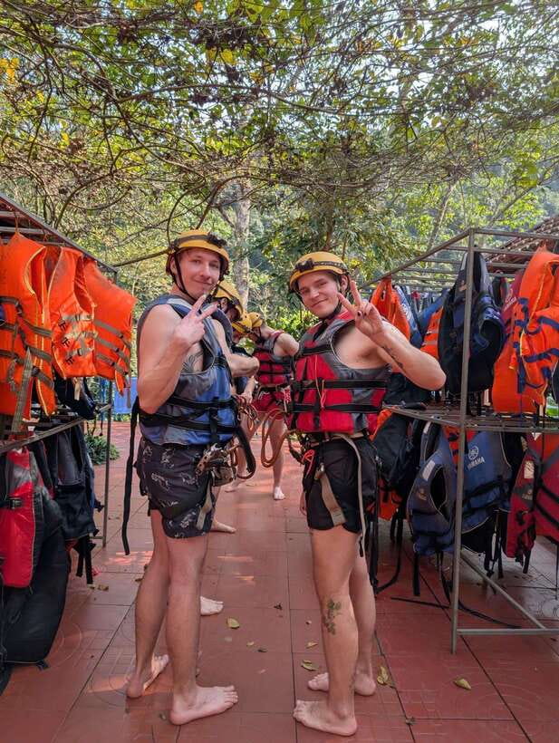 Phong Nha: Zipline Dark Cave & Paradise Cave Exploration - Why Dark Cave feels more adventurous