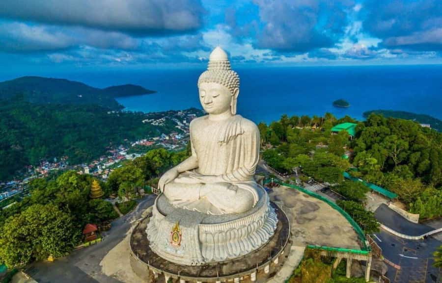 Phuket: Old Town + ATV 30Min Zipline 15Pform + Night Market - The cashew factory and souvenir shop add a commercial side