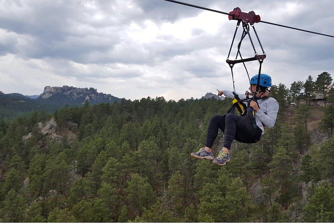 Pinnacle Zipline Tour in Keystone - Safety systems and guide support