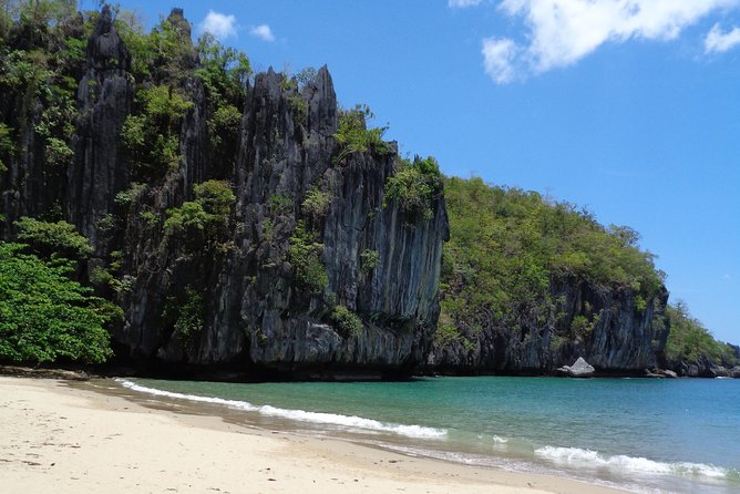 Private Puerto Princesa Underground River, Ugong Cave & zipline - The road to the Underground River