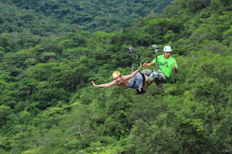 Puerto Vallarta: Zipline Canopy Tour - Safety briefing and harness fitting